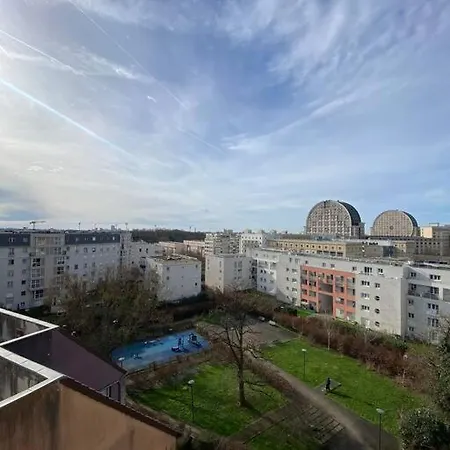 Duplex Entre De Paris Et Apartment