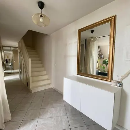 Duplex Entre De Paris Et
